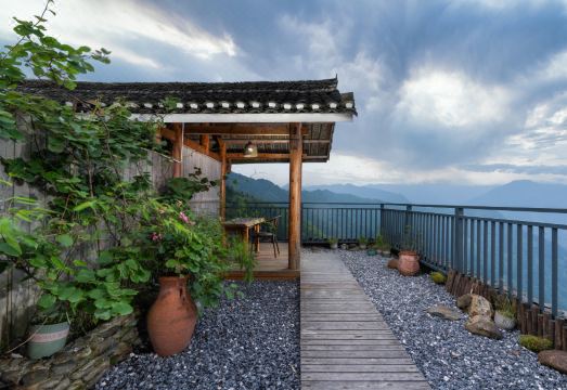 龙脊·云上山宿（九龙五虎观景台店）外景图