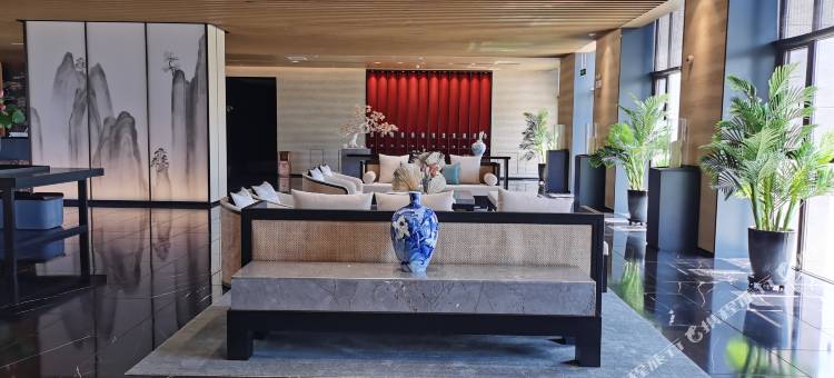 国色天莲酒店(长春莲花山旅游度假区店)图片