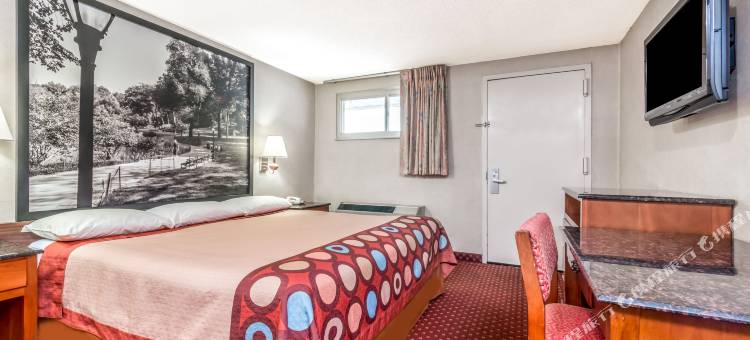 北伯根-纽约地区温德姆速8酒店(Super 8 by Wyndham North Bergen NJ/NYC Area)图片