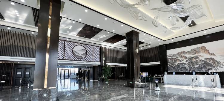 东岳大酒店(泰安方特店)图片