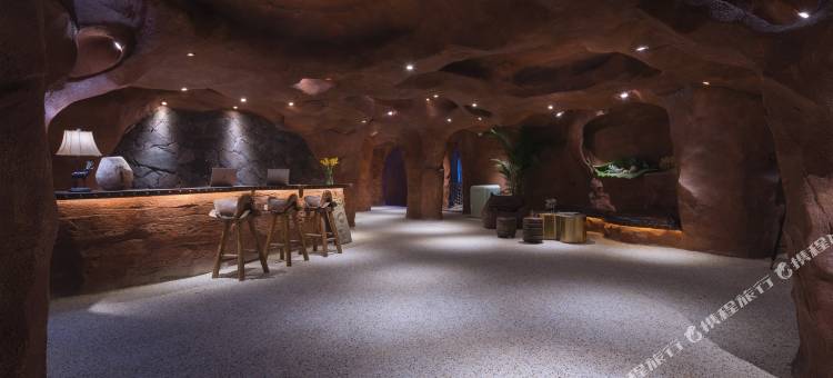 西双版纳景洪言汀·安屿漫步雨林红房(告庄西双景星光夜市店)图片