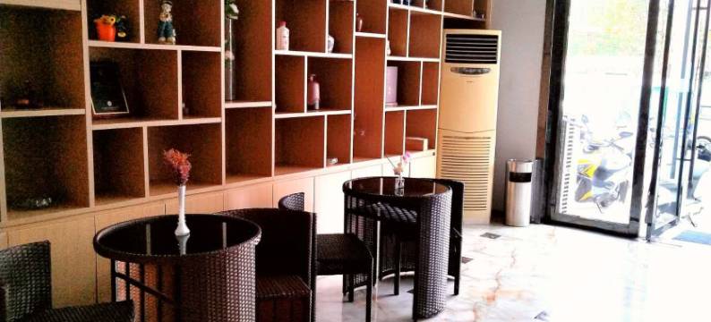 映翠酒店(马鞍山师范学院蒙牛工业园店)图片