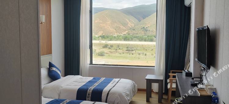 道孚雪域青稞酒店图片