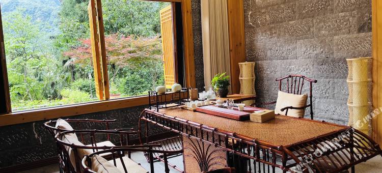 石屋半山酒店图片