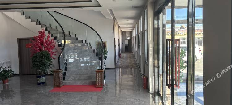 曲麻莱县麻多商务宾馆图片