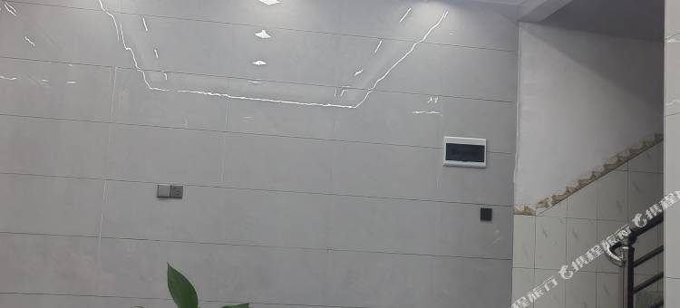 浩坤湖邻湖友间民宿图片