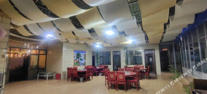 乌兰夏都宾馆图片