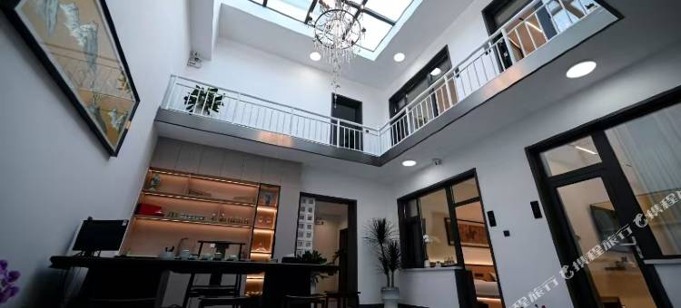 五台山花梵云舍图片