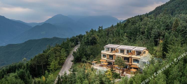 十里松涧云端私汤民宿图片