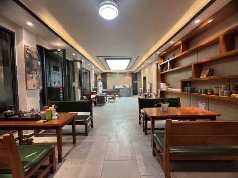 张家界阡陌客栈(武陵源国家森林公园标志门店)