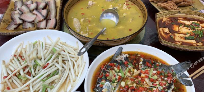 明月山万家客栈图片