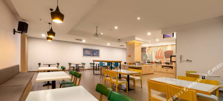 荣达酒店(凯里市区国贸广场店)图片