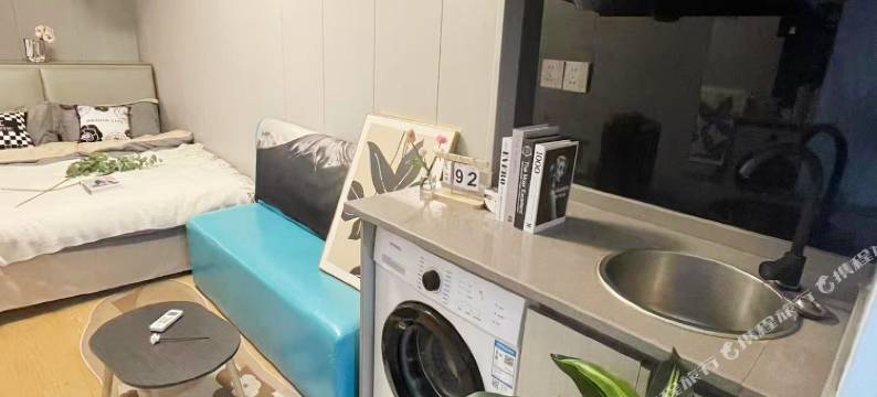 爱琴海青年求职公寓(上海虹桥万象城店)图片