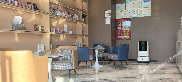 都市花园酒店(伊宁上海城火车站店)图片