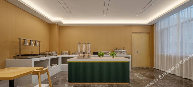 万华丽呈睿轩酒店(烟台西站蓬莱机场店)图片