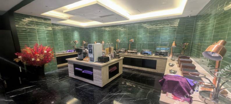 丽呈龙章酒店(医大一院地铁站店)图片