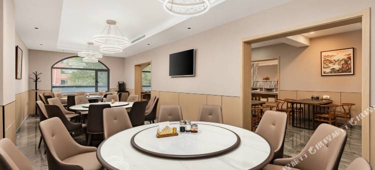 艺龙安云酒店(包头师范学院店)图片