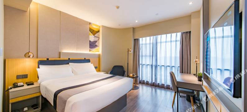 如家商旅酒店(乐山高铁站世豪广场店)图片