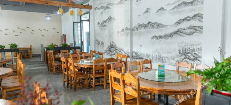 渔水谣酒店(千岛湖中心湖景区店)图片