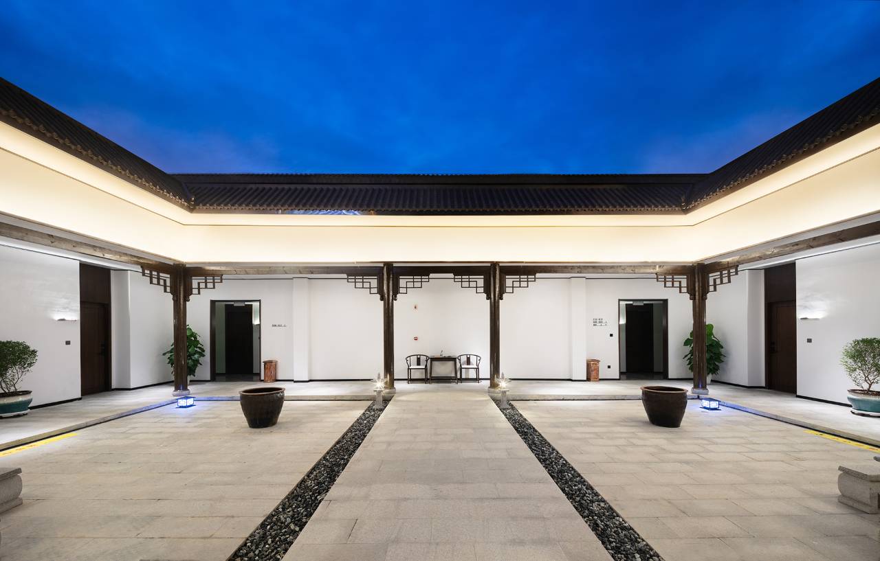 陌上轻宿酒店(栾川老君山凤凰天街店)图片