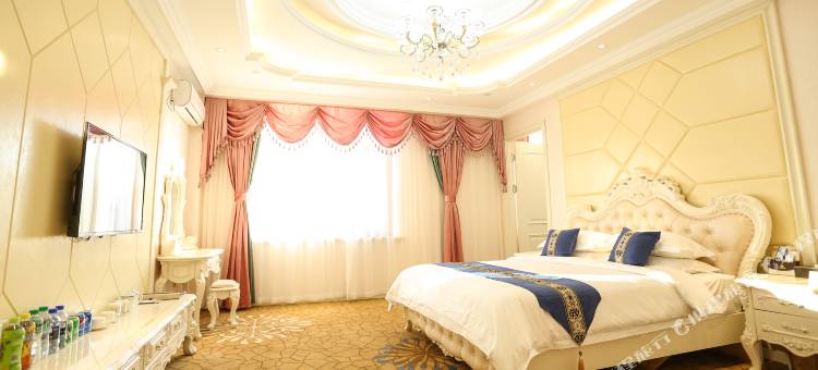 龙盛世纪酒店(青冈北城店)图片