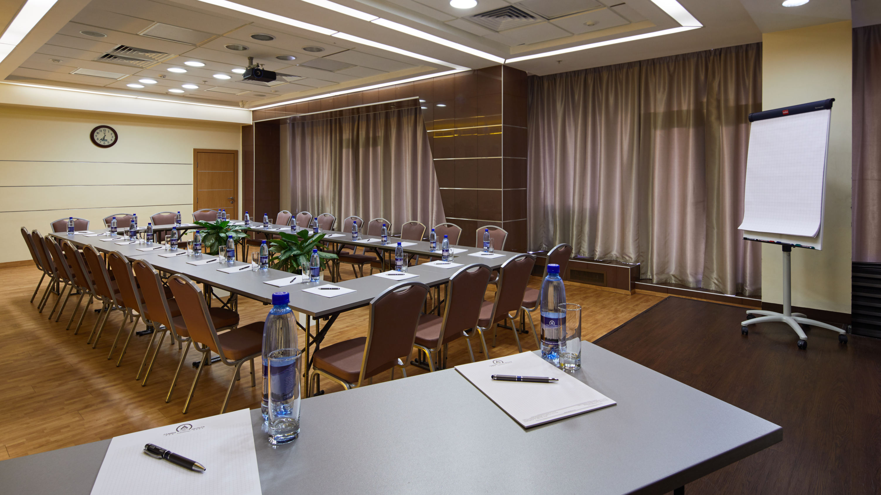 Hotel Izmailovo Delta Hotel Overview