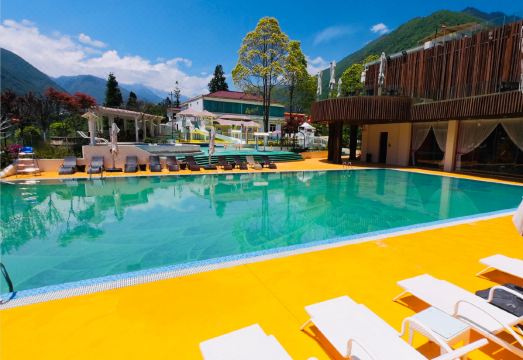 海螺沟长征大酒店（磨西古镇店）外景图