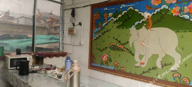 暖心居有氧客栈(布达拉宫店)图片