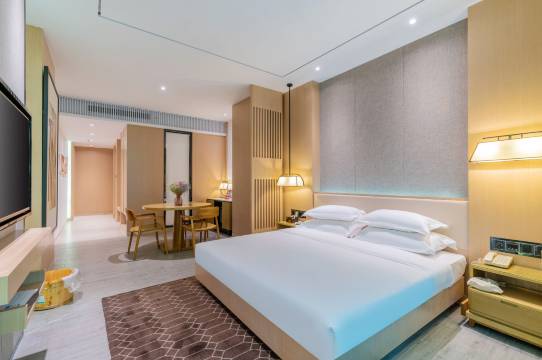 金柏豪酒店(广州钟村地铁站店)