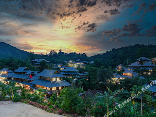 花筑·瑶族妈妈的客房(西双版纳望天树景区店)