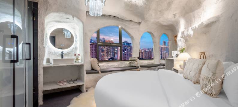 重庆JETBEAR设计师酒店(解放碑洪崖洞店)图片