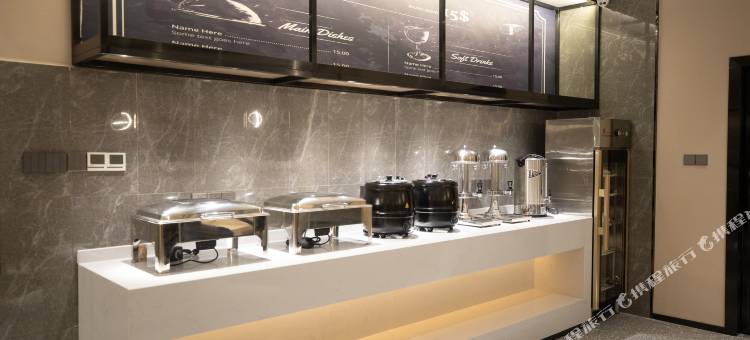 IU酒店(重庆南川名润万达广场店)图片