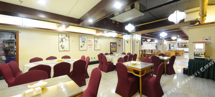 月光印象酒店(西昌民族体育场火把广场店)图片