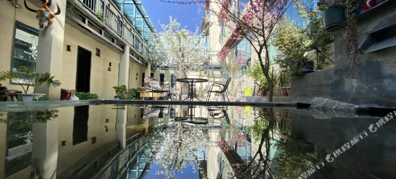 拉萨归・来精品观景民宿(布达拉宫店)图片