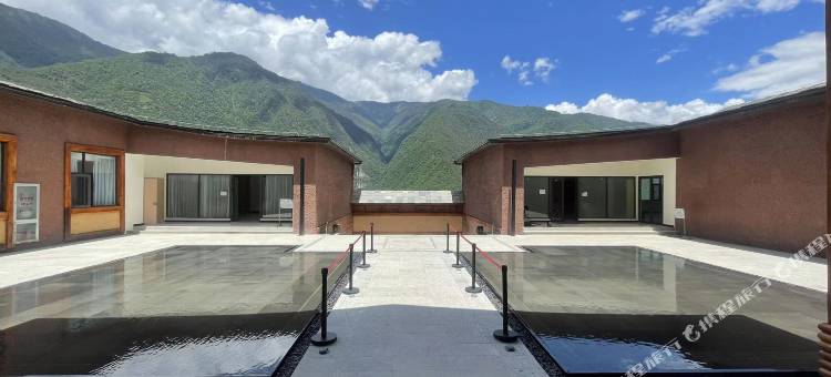 怒江贡山伊拉米拉云居酒店图片