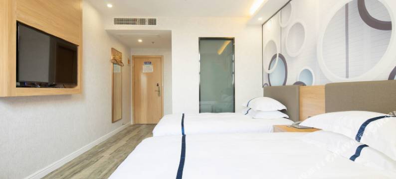 如家派柏·云酒店(南京柳洲东路地铁站店)图片