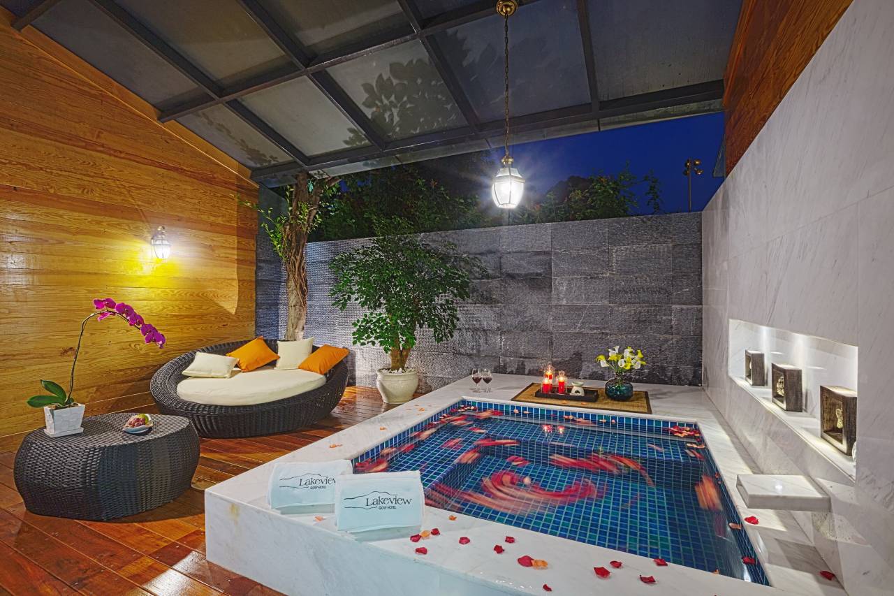 昆明湖景酒店图片