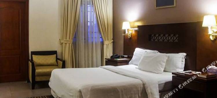 Savoy Summerset图片