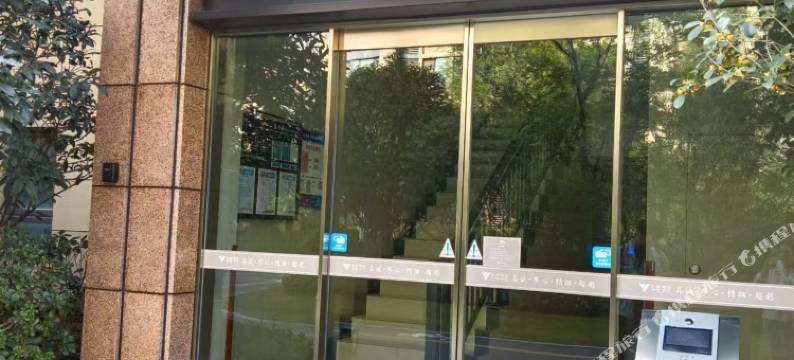 可霖臻·浦沿民宿(开封北站店)图片