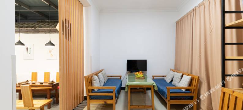 大理古城看山庭院民宿图片