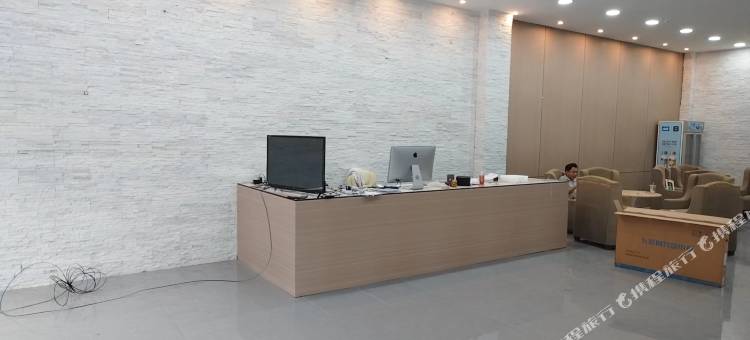艺龙海雅酒店(铜仁凤凰机场店)图片