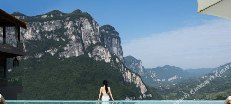 十二墅·望山景观民宿(恩施大峡谷店)图片