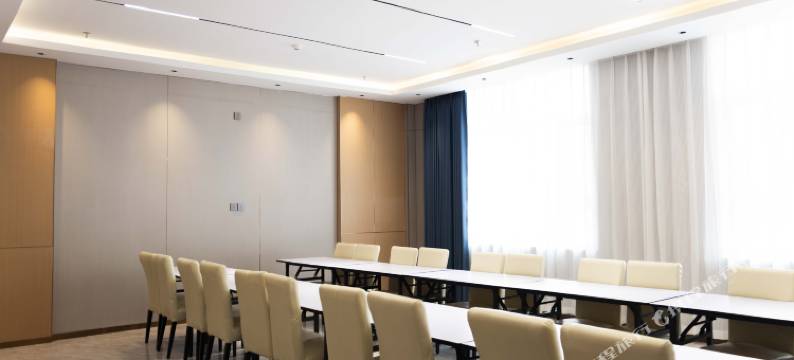 茶卡白兰道酒店图片