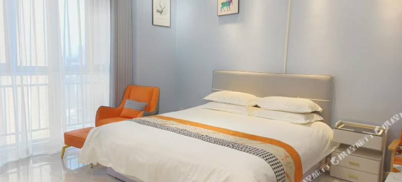 澜奢观影民宿(石家庄长安万达店)图片