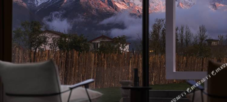 万川续·ValleVive日照金山全景度假酒店(白沙古镇店)图片