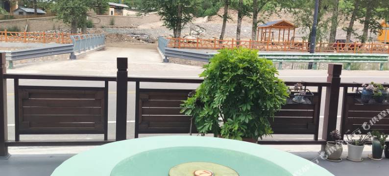 涞源云雾山庄图片