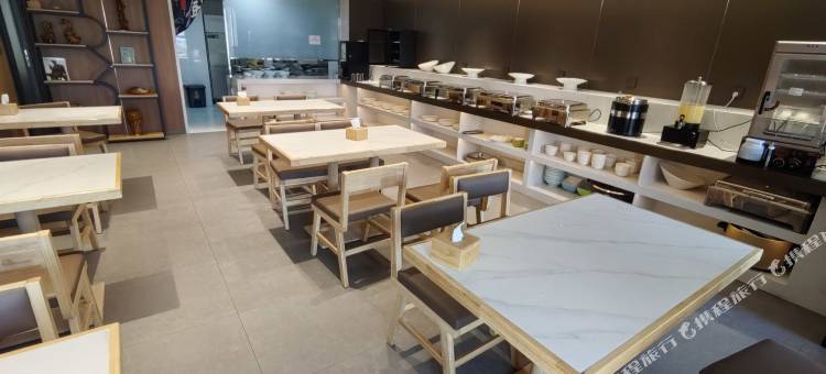 美季设计师酒店(包头站科技大学店)图片