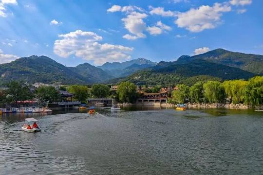 花筑·晓初丨山景美学设计师丨度假民宿酒店(泰山红门登山口店)图片