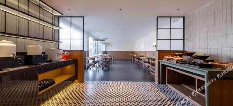 SFEEL设计师旗舰店(广州番禺长隆万博中心店)图片