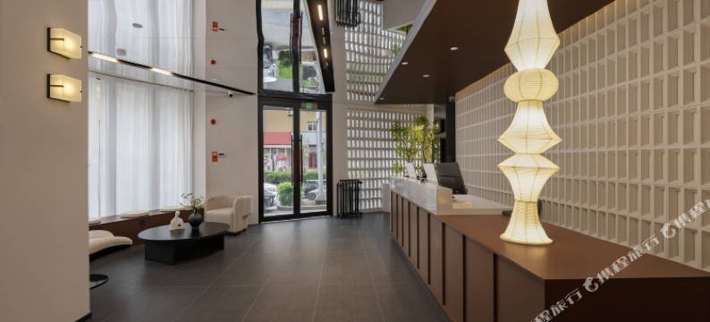 方棠设计酒店(济南泉城广场趵突泉店)图片
